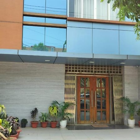 Hotel Paradise Convention Bhubaneswar Exteriör bild