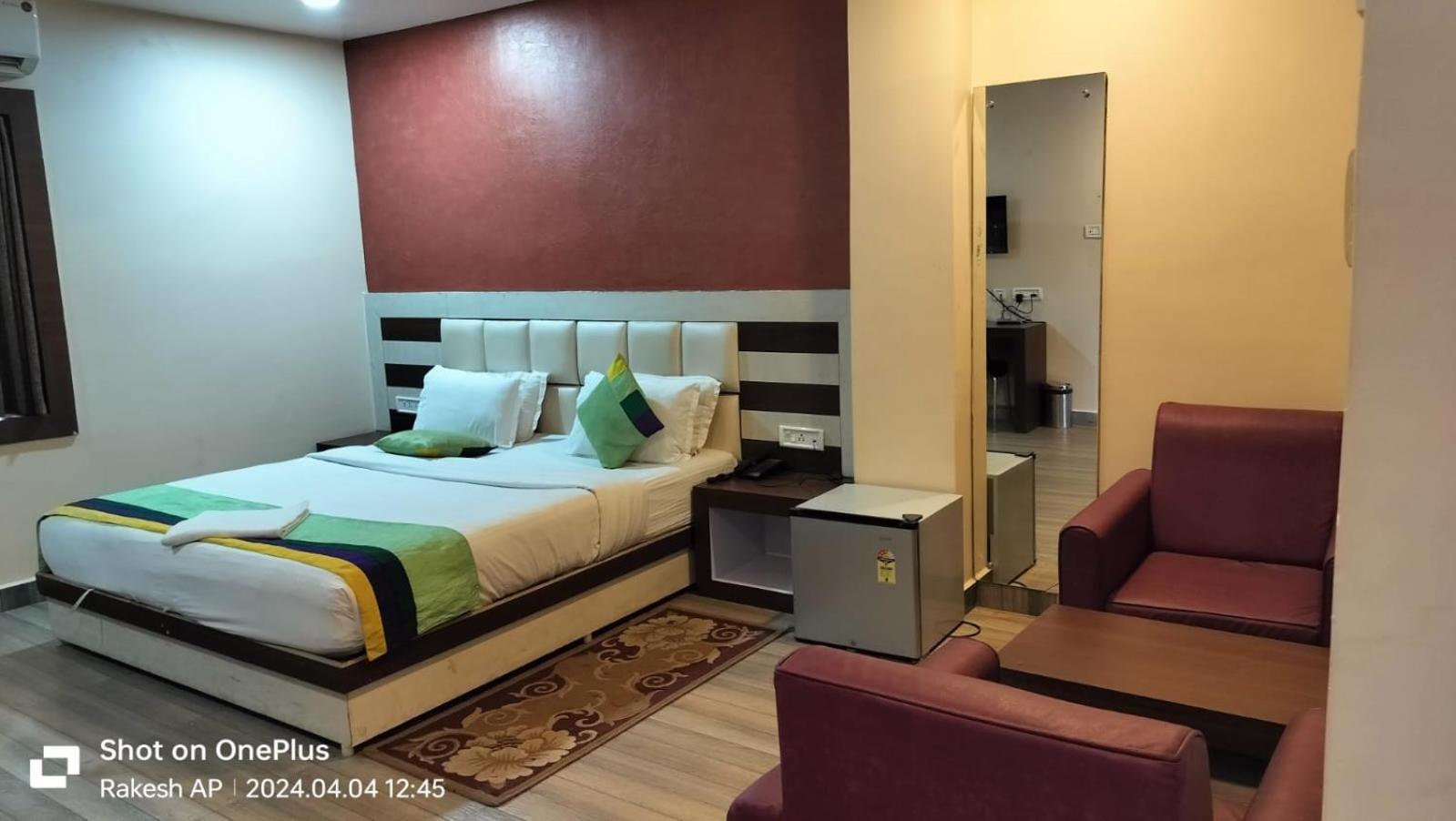 Hotel Paradise Convention Bhubaneswar Exteriör bild