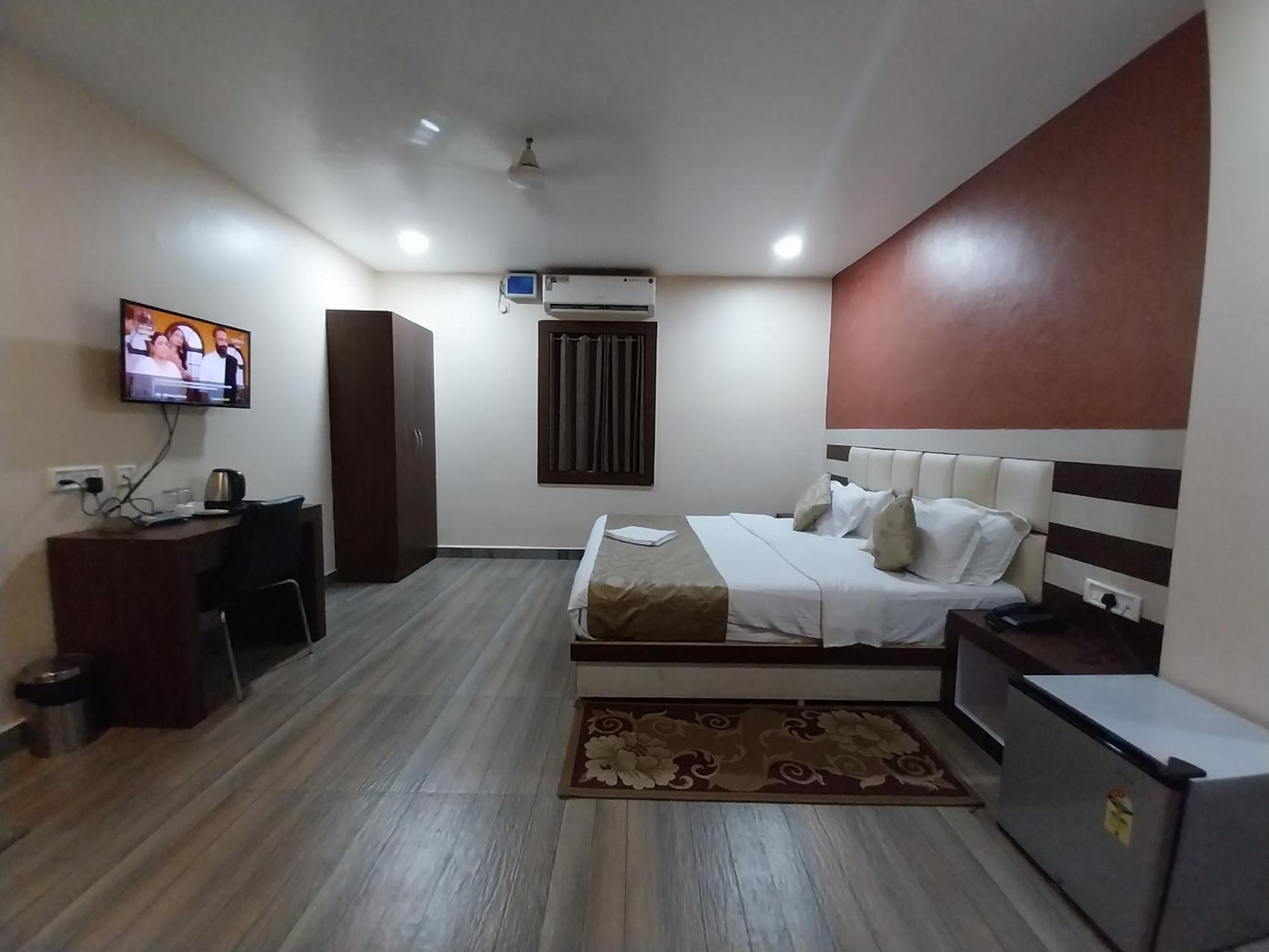 Hotel Paradise Convention Bhubaneswar Exteriör bild
